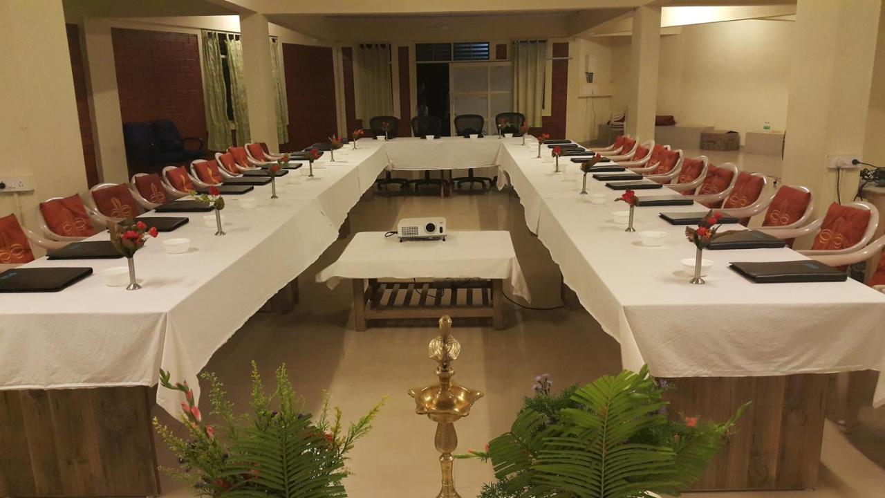 Eagle Eye Resorts Sangameswarpet Екстериор снимка