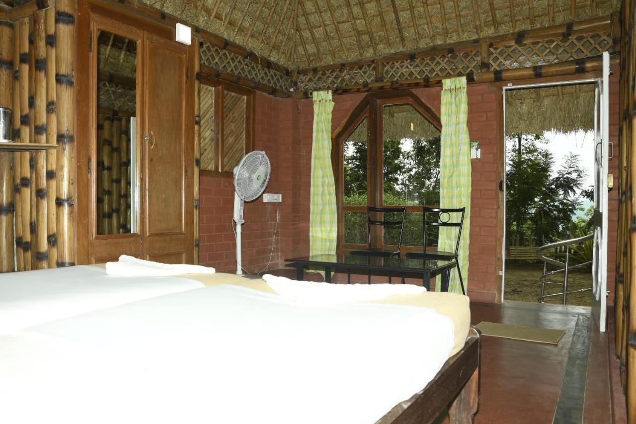 Eagle Eye Resorts Sangameswarpet Екстериор снимка