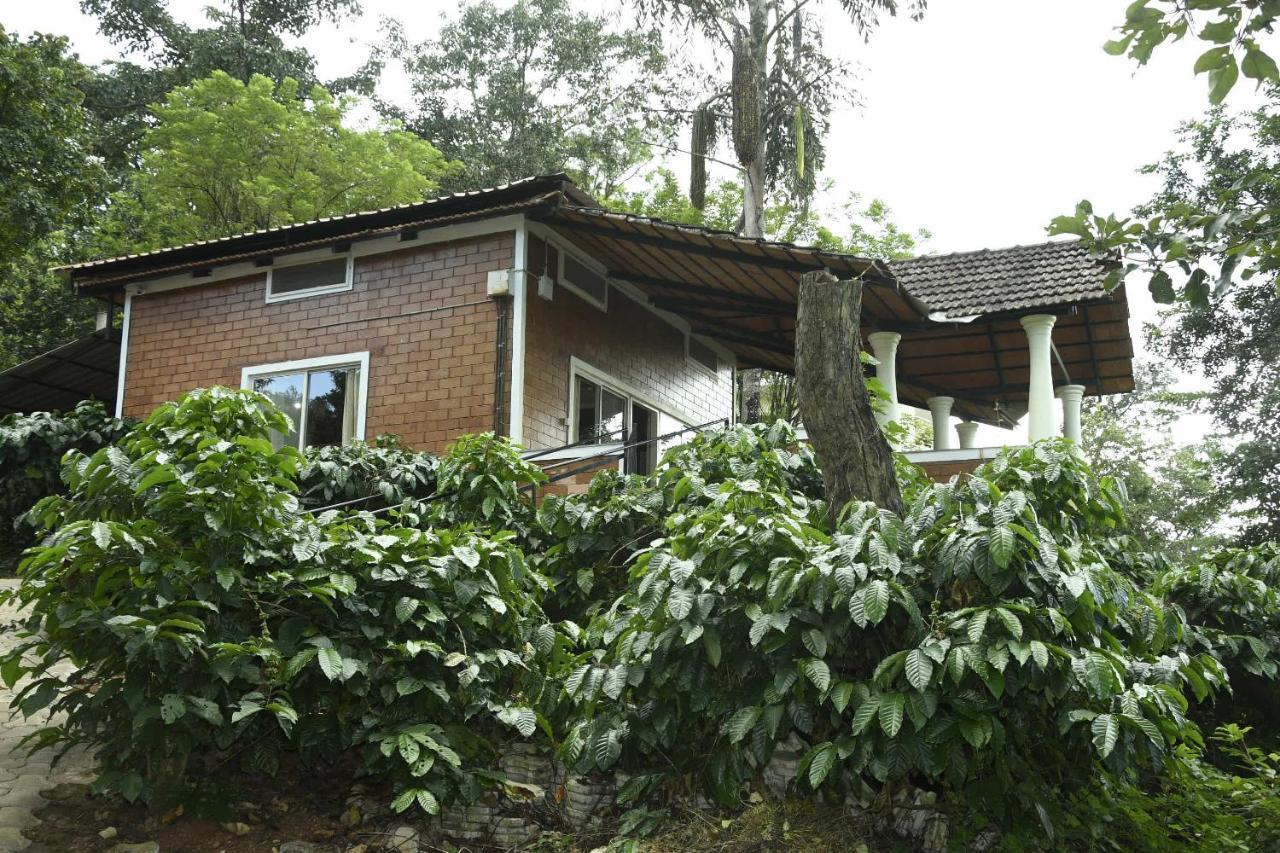 Eagle Eye Resorts Sangameswarpet Екстериор снимка