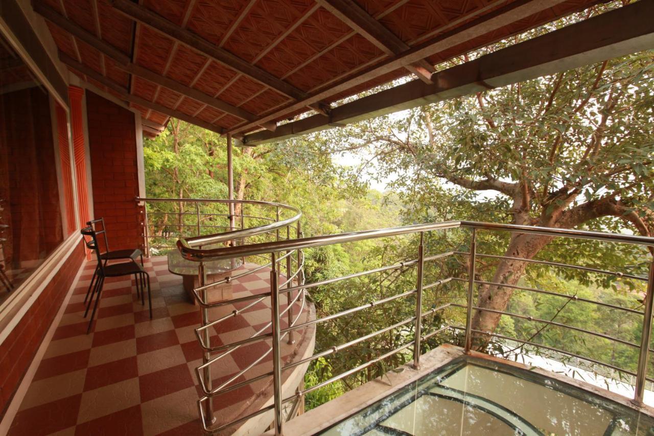 Eagle Eye Resorts Sangameswarpet Екстериор снимка