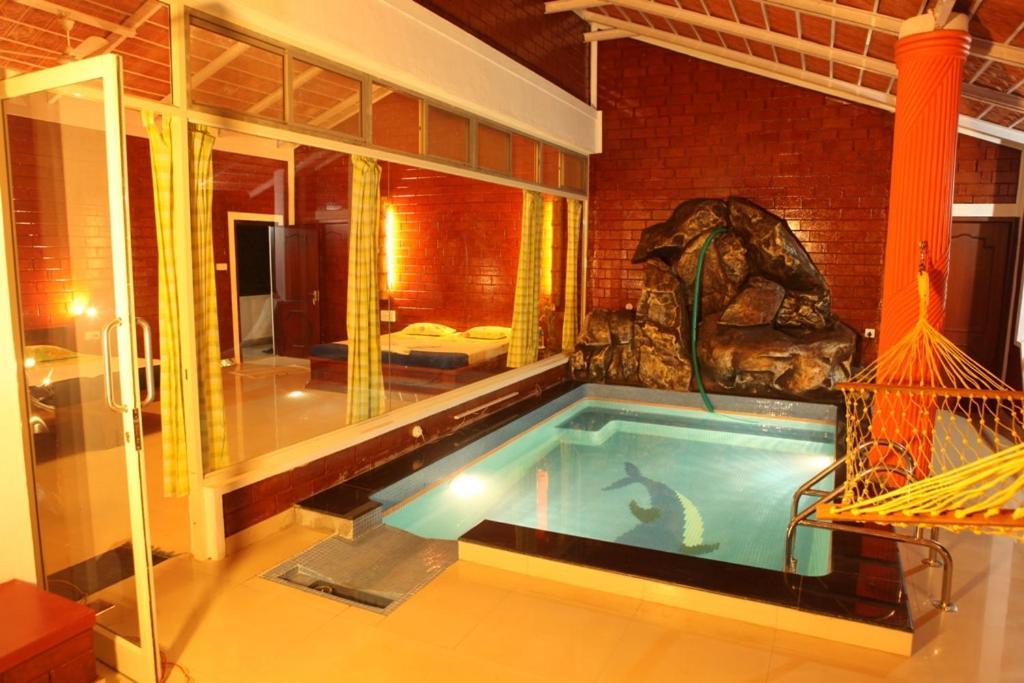 Eagle Eye Resorts Sangameswarpet Екстериор снимка